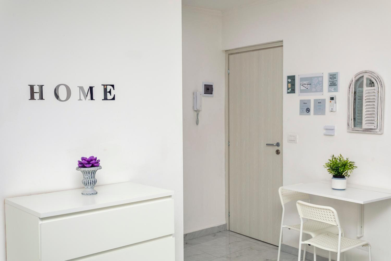 2, Sicilia home, Catania