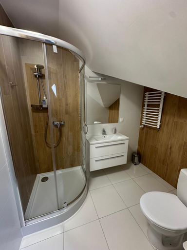 Bathroom 2, GRACJA, Mińsk