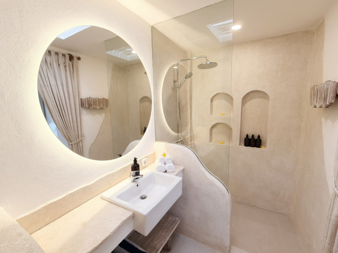 Bathroom 5, Villa Chioni Uluwatu, Badung