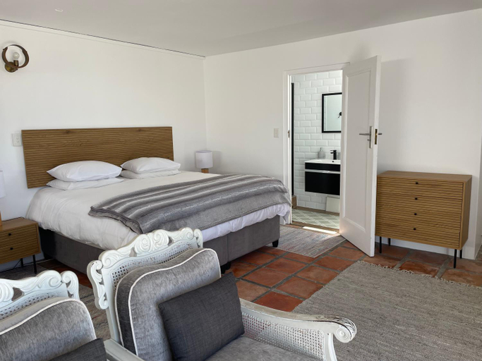 Bedroom 2, 16 Mile View, West Coast