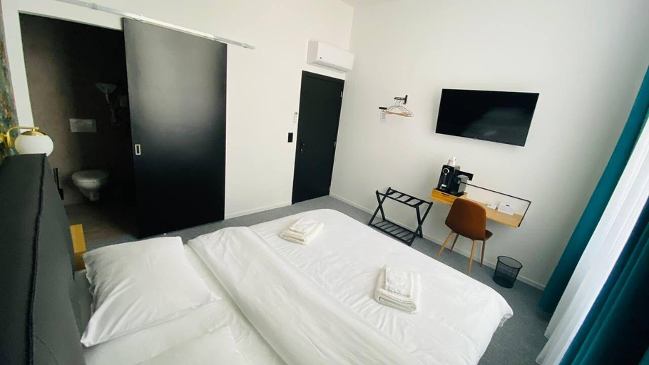 Bedroom 2, BED Cauchy, Namur