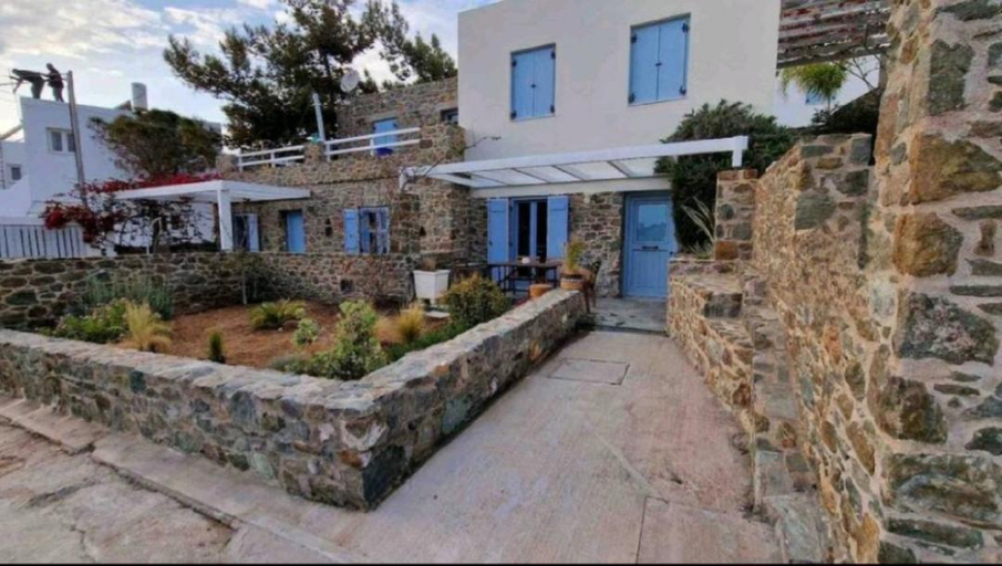 Others 2, Aqua Blu Syros 1,3, South Aegean