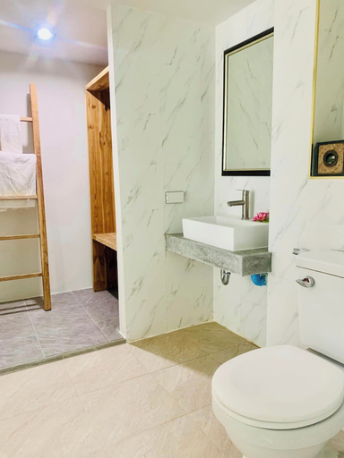 Bathroom 3, Andaman Beach Resort by Zodiac, Muang Satun