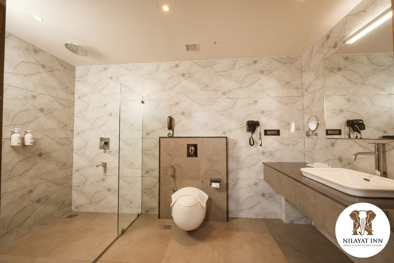 Bathroom 4, NILAYAT INN, Thrissur