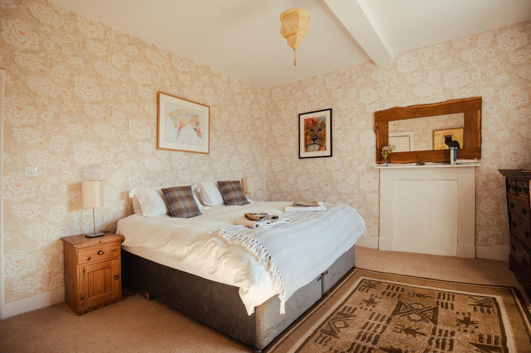 Bedroom 2, Stone House, Powys