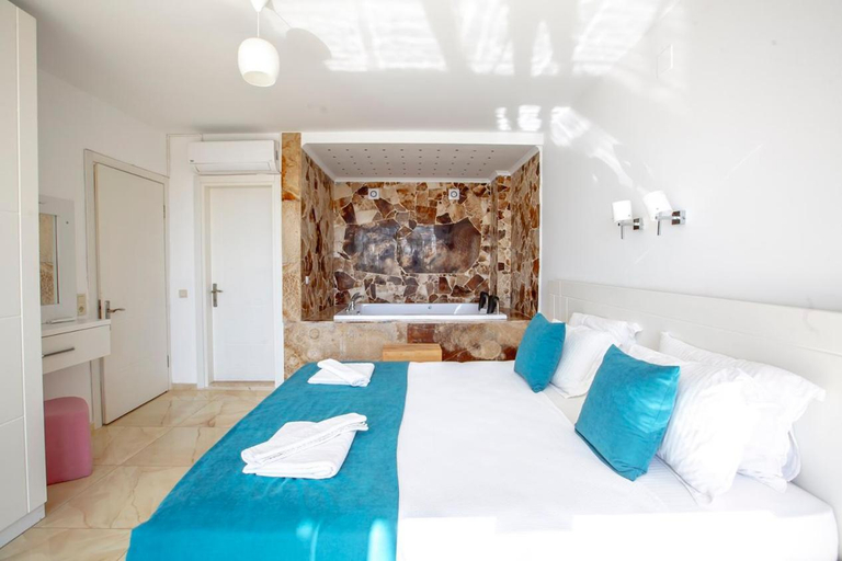 Bedroom 2, Villa Royal 2, Kaş