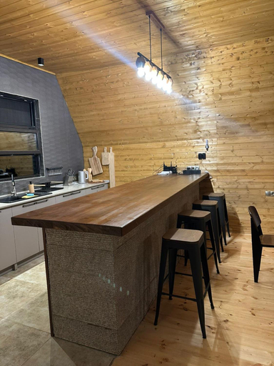 Food & Drinks 4, Wild Escape Racha, Ambrolauri