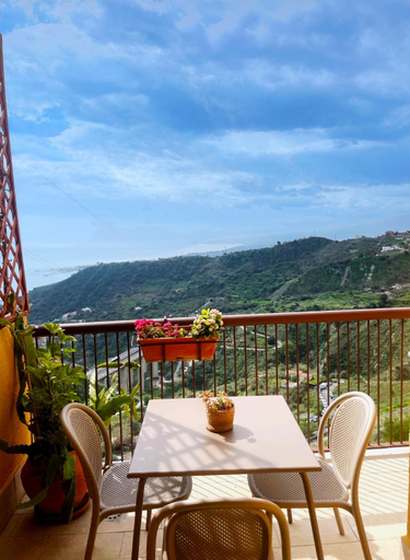 Others 5, Tao enJoy Suite, Messina
