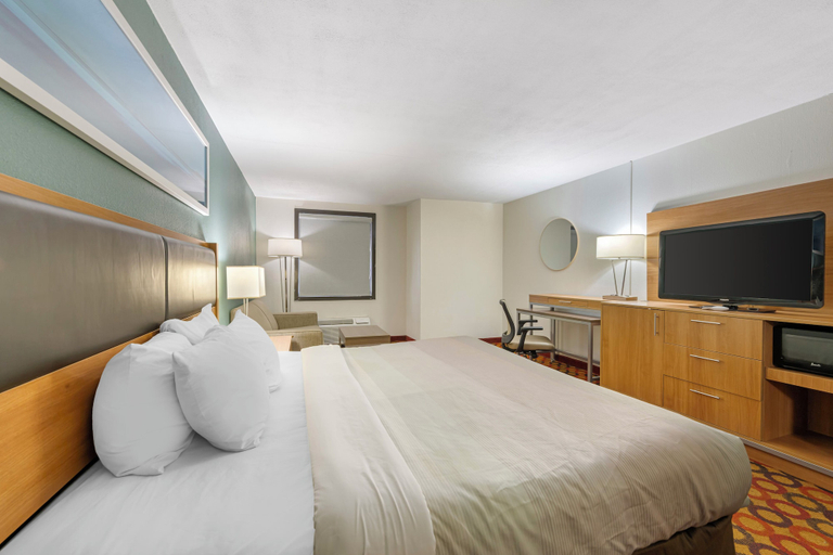 Bedroom 3, Quality Inn Enola - Harrisburg, Cumberland