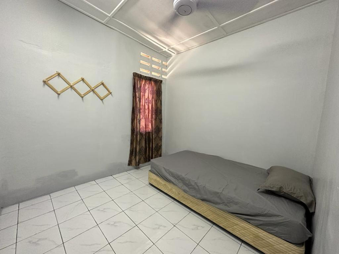Others 5, Warisan Homestay B, Mersing