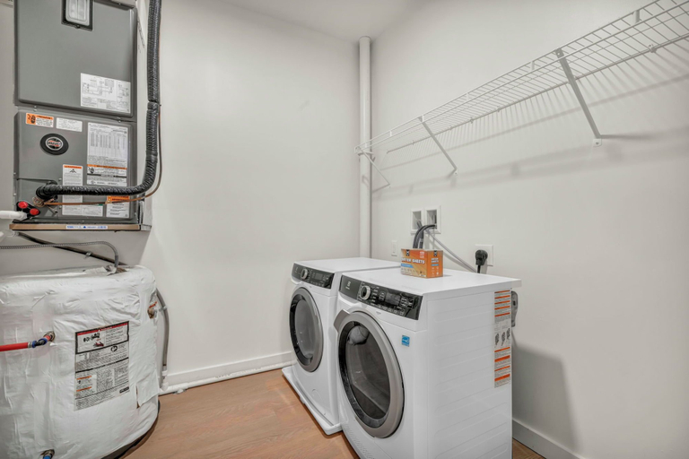 Laundry 2, ROVE LIVING/KB - Baricelli, Cuyahoga