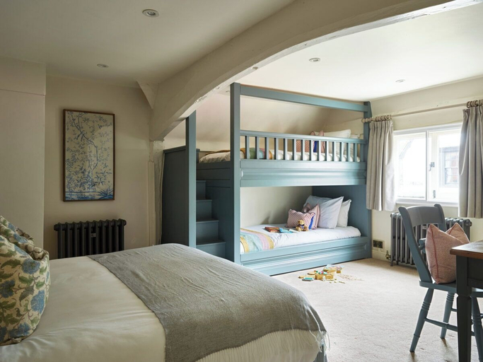 Room 4, The Bull on Bell Street, Oxfordshire