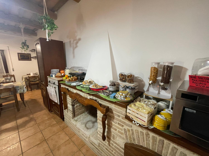 Food & Drinks 3, B&B I Giardini, Macerata