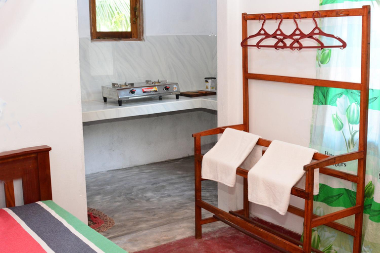 Bedroom 3, Villa Polhena, Matara Four Gravets