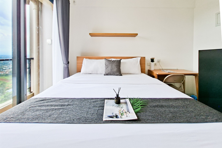 Bedroom 3, Basic Look Studio Apartment at Sky House BSD near AEON Mall By Travelio, Tangerang