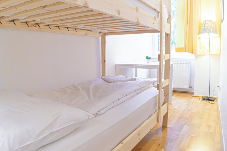 Room 4, Cozy Rooms Perfect for Extended Stays, Wien