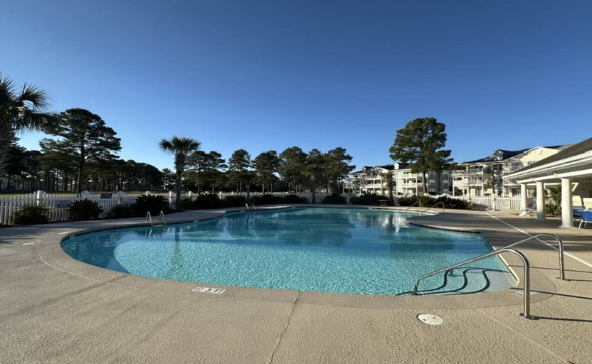 Pool, Relax, Beach, Golf, Shop, Repeat 2 Bedroom Resort, Brunswick