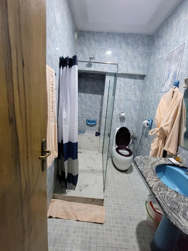 Bathroom 4, Valencia Hotels Abuja, AbujaMun