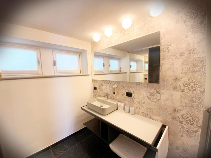 Bathroom 3, HARTMANN FEEL AT HOME B&B Villa Gignese, Verbano-Cusio-Ossola