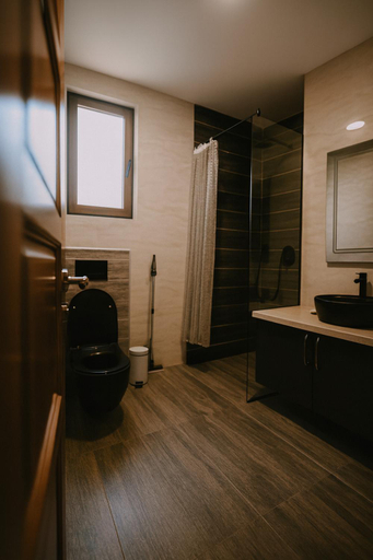 Bathroom, Orahovo stone vilas