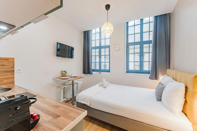 Bedroom 2, Lille Grand Place - Nice and equipped studio!, Nord