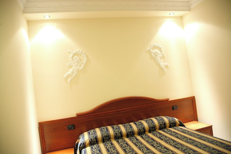 Bedroom 3, Gust house Galaxy, Rome