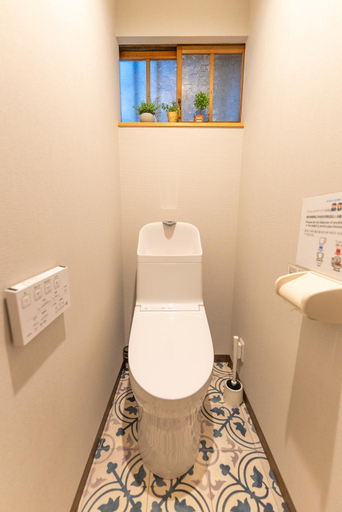 Bathroom 2, Guest House Kubo Homes Tanimachi, Osaka