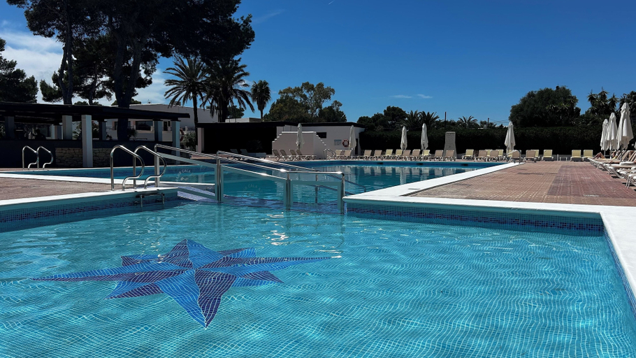 Sport & Beauty 2, APARTAMENTOS CLUB CALA AZUL, Baleares