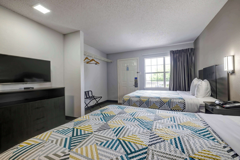 Bedroom 3, Studio 6 Arlington, TX - South - Dallas, Arlington