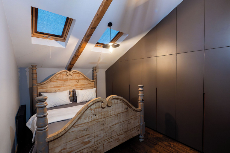 Room 5, Hideout Across from Marjanishvili, Tbilisi