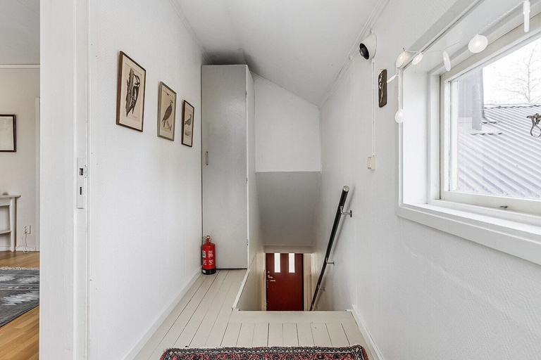 Interior 4, Green House High Coast