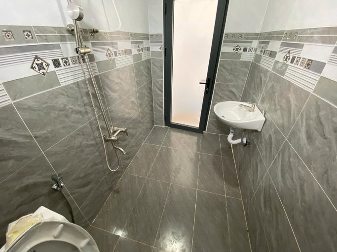 Bathroom, Tony’ homestay , Phú Quốc