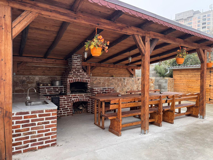 Others 5, Casa Anamaria, Sanmartin