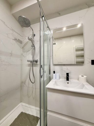 Bathroom 3, Charming studio in the heart of Liege 29, Liège
