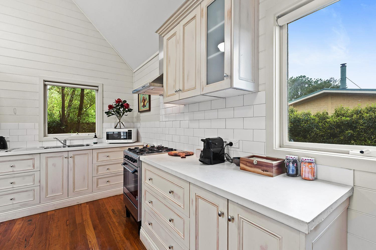 Others 5, Two Truffles Cottage Accommodation, Yarra Ranges - North