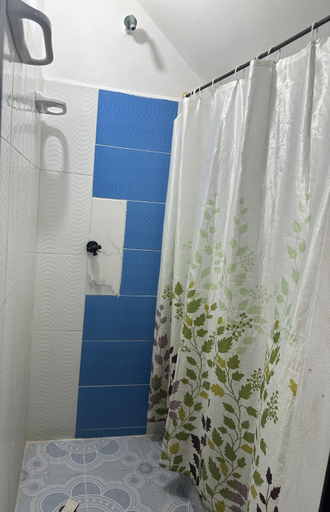 Bathroom 3, Las Camelias Apartahotel, La Virginia
