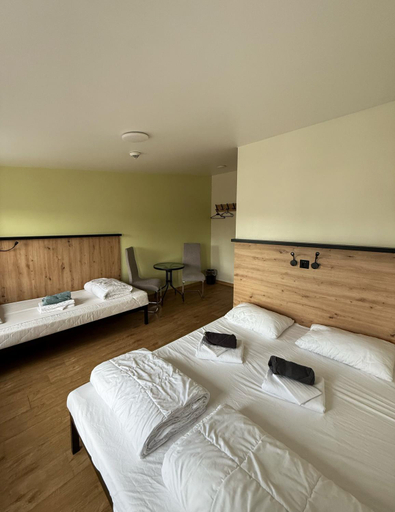 Bedroom 2, FOKA Hostel, Środa Śląska