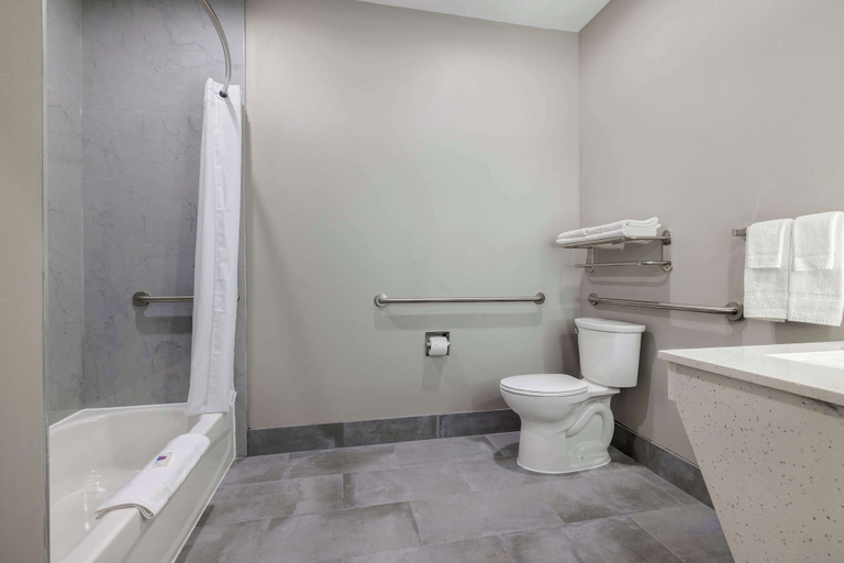 Bathroom 4, Studio 6 Katy, TX – Energy Corridor, Houston