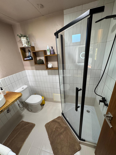 Bathroom 2, Victoria Ocean View Room, Calheta