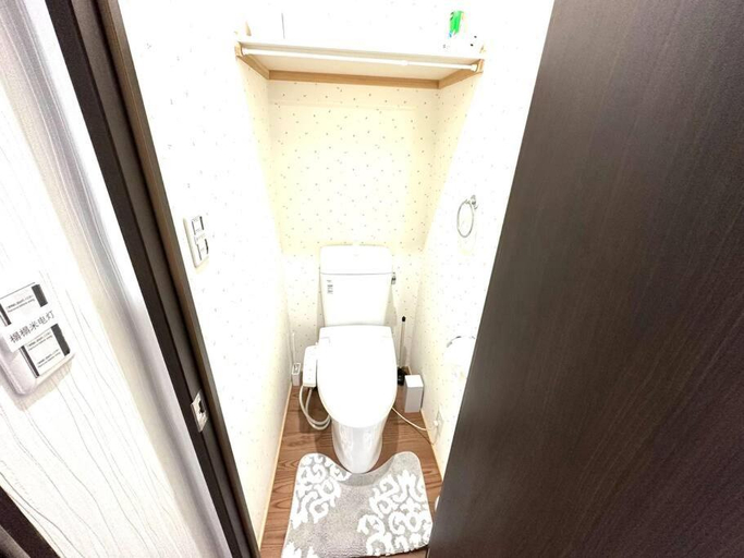 Others 4, Shimanouchi Guest House, Osaka