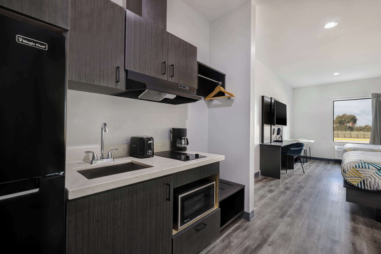 Others 5, Studio 6 Katy, TX – Energy Corridor, Houston