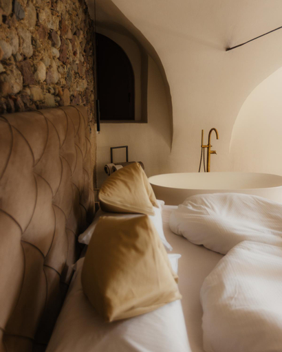 Bedroom 3, Ansitz Battisti Suites, Bolzano