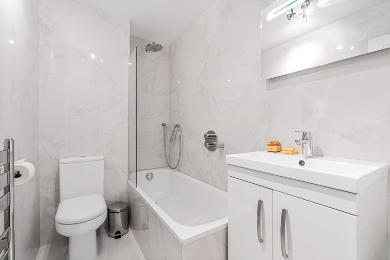 Bathroom 3, Chancery Lane Residences, London