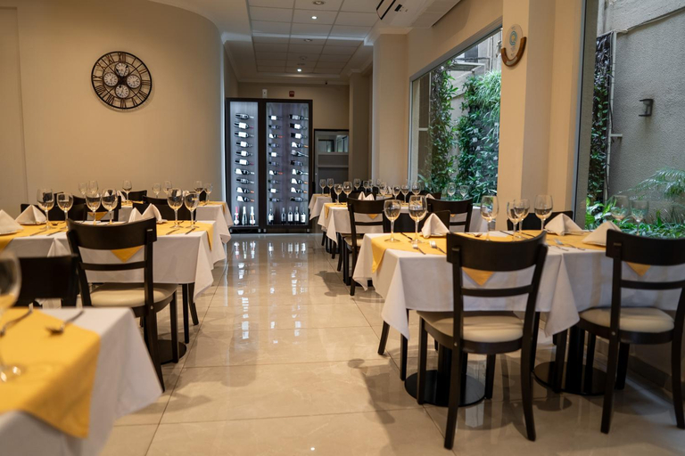 Food & Drinks 5, Hotel Batista, Capital