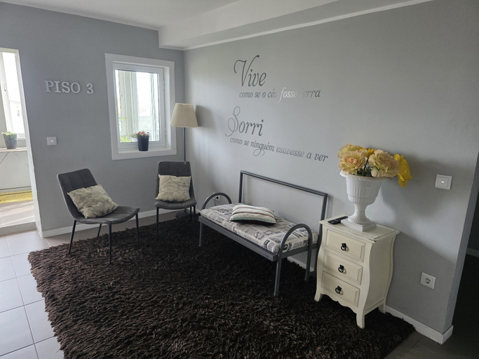 Others 5, What Else Guest House, Ourém