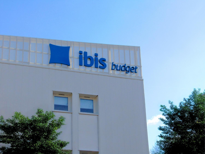 Exterior & Views 1, Hotel ibis budget Aix Les Bains - Gresy, Savoie
