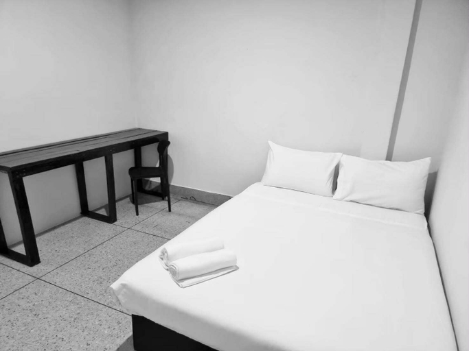 Room 5, Mitr Inn Khaosan, Phra Nakhon