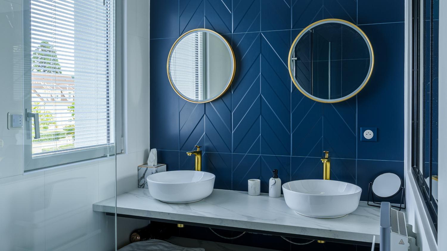 Bathroom 3, La Villa Perchee calme, sauna, parking prive, Val-d'Oise