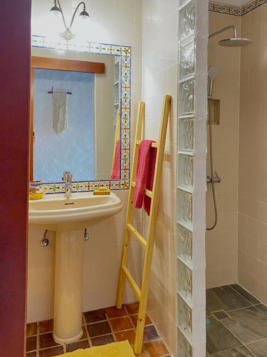 Bathroom 3, Quinta Mourada, Lourinhã