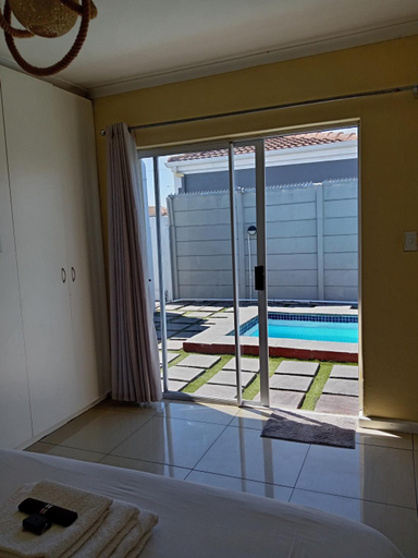 Others 4, Naliya Guest house, City of Cape Town